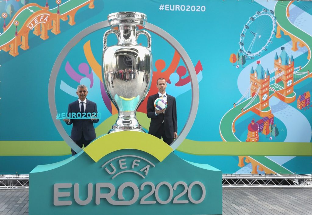 UEFA "đòi tiền" nếu phải hoãn Euro 2020 - Euro888